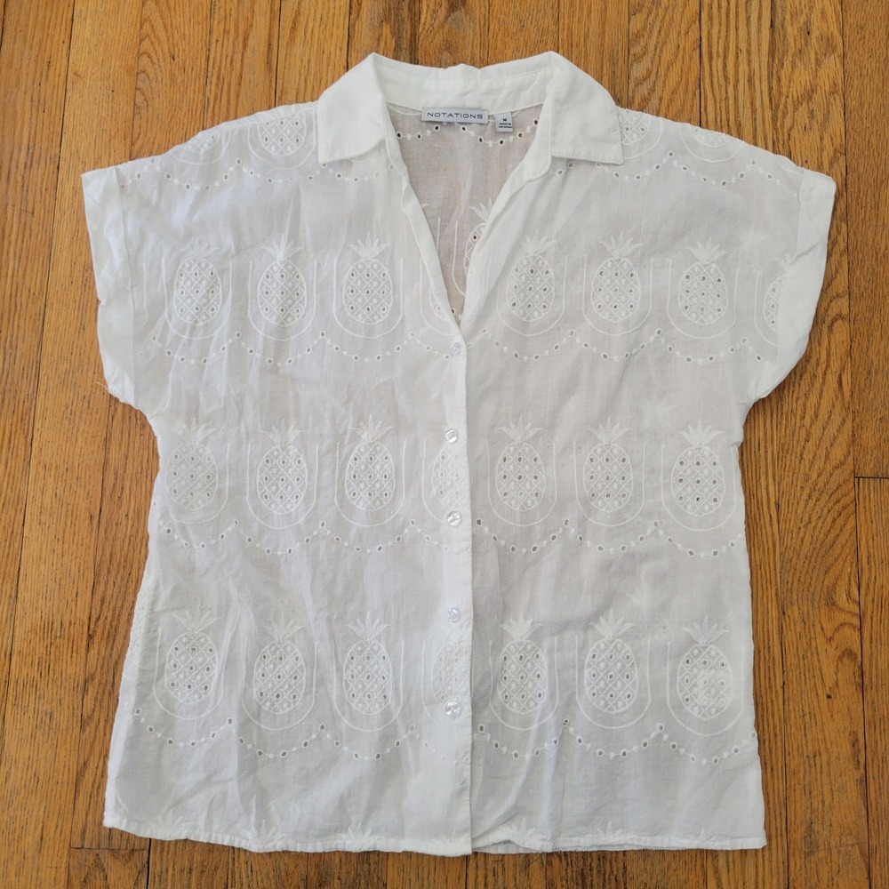 Notations M Button Down White Pineapple Eyelet Top Summer Beach Dainty‎ Feminine